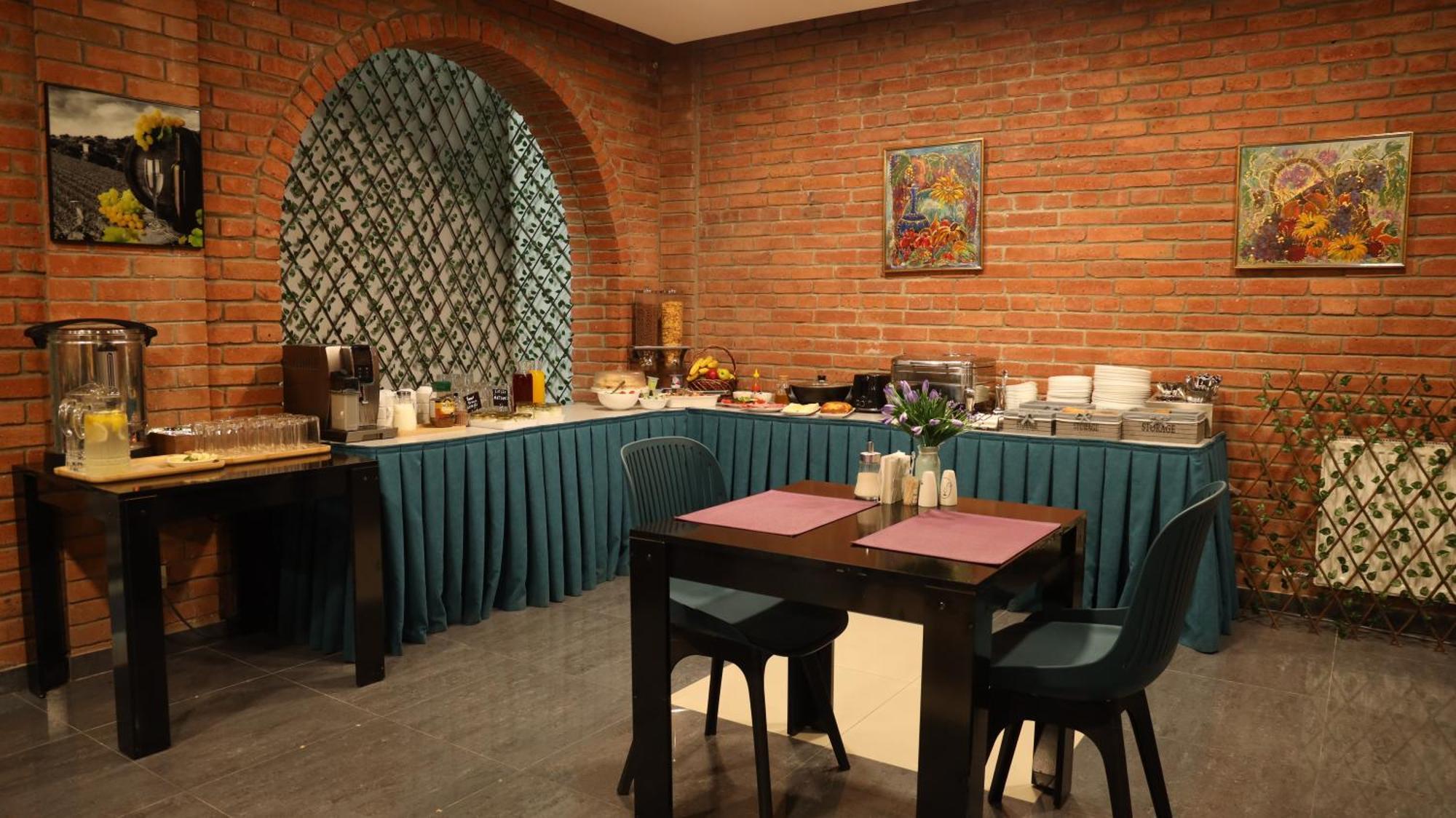 Wine Rock Hotel Tbilisi Eksteriør bilde